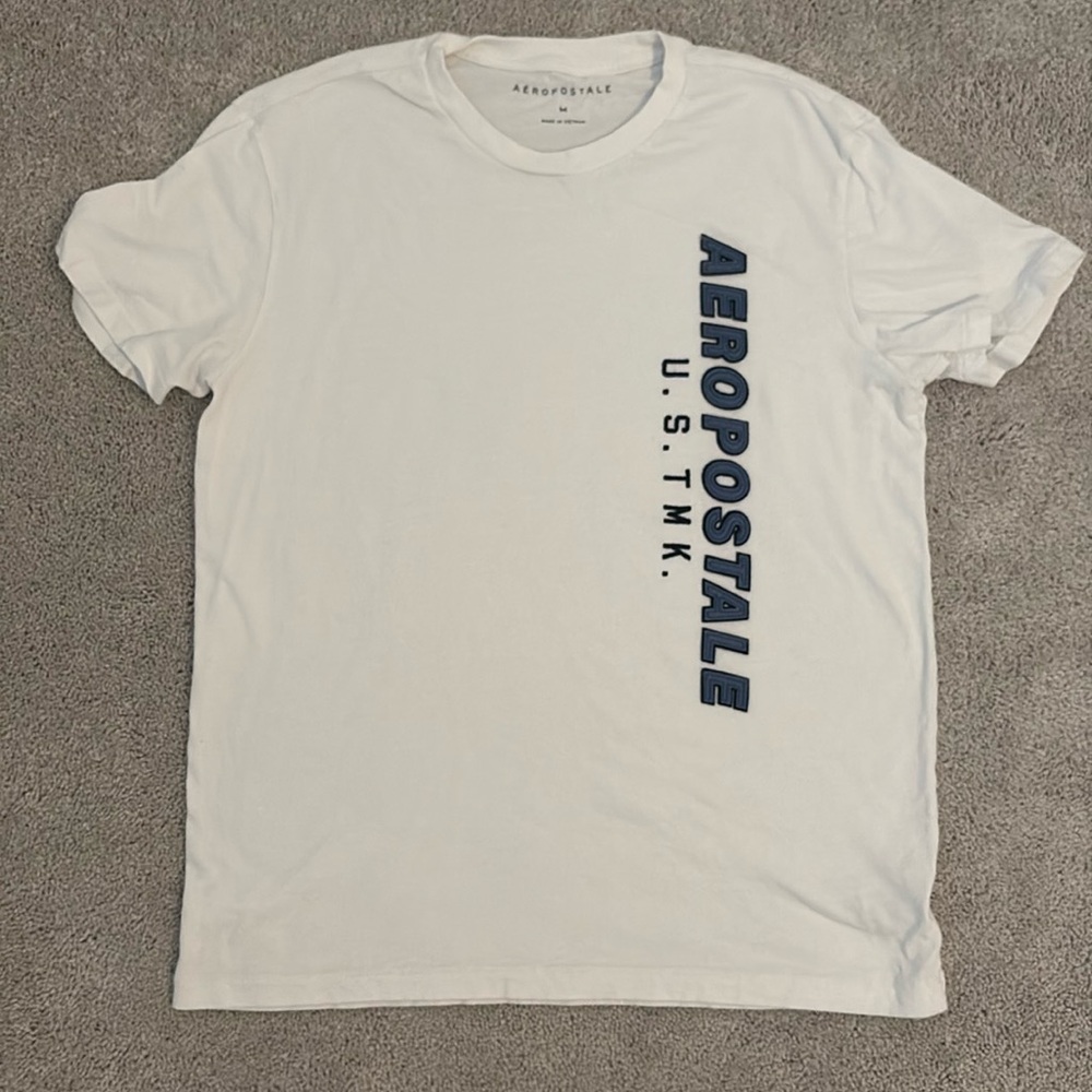 Men’s White Aeropostale Short-sleeve Shirt Size Medium